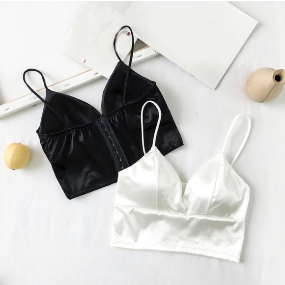 Boutique Other - Sexy satin bralette